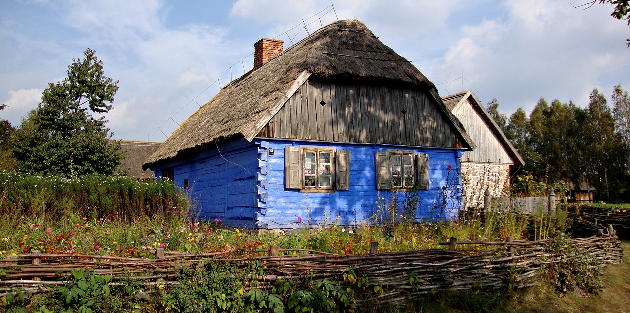 Stara niebieska chata